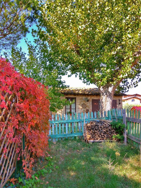 Residence Il Colle Collestrada Dış mekan fotoğraf